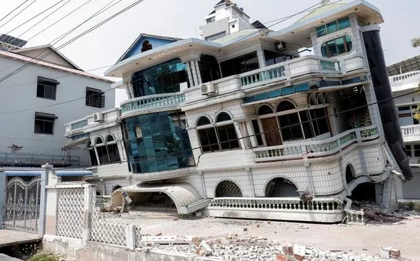 Terremoto afeta construções em Mandalay
 31/3/2025    