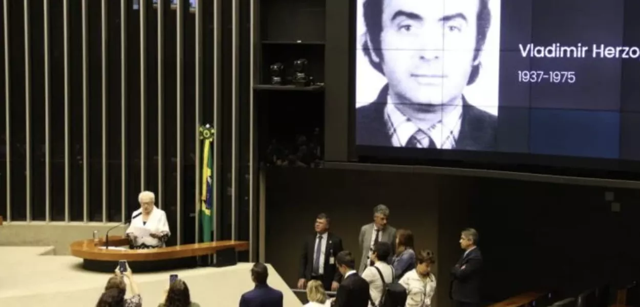 Sessão da Câmara lembra nomes como Vladimir Herzog, assassinado pela ditadura 