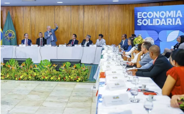 Lula assume compromisso de atender as demandas da Economia Solidária 