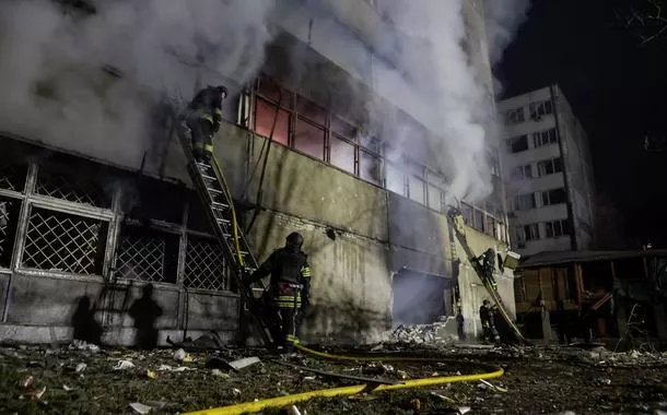 Rússia e Ucrânia trocam novas acusações de violação do cessar-fogo parcial