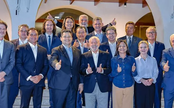 Favorito para 2026, Lula afirma a senadores que pretende disputar reeleição
