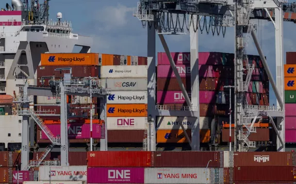 Pausa nas tarifas de Trump concentra guerra comercial na China e mercados se recuperam