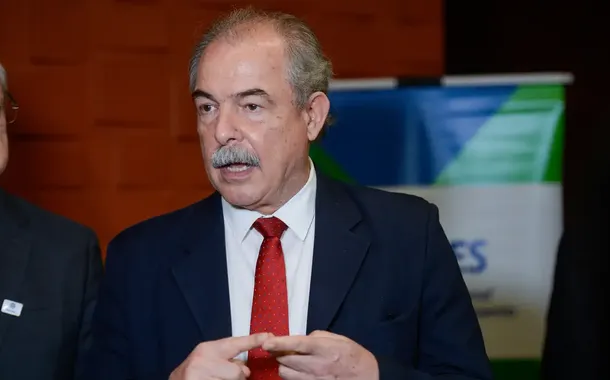 BNDES gera 2,3 milhões de empregos em 2023, com destaque para micro e pequenas empresas