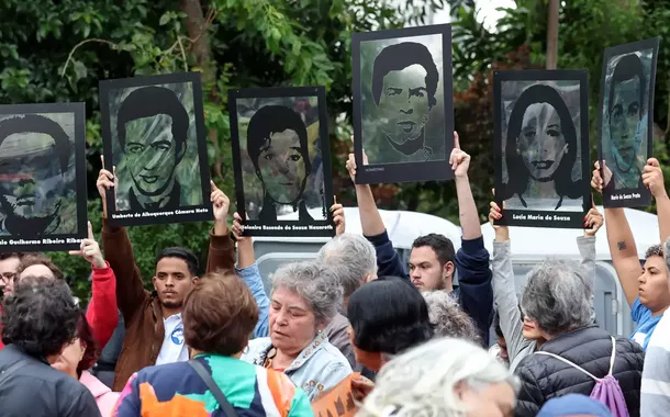 Caminhada do Silêncio pede combate à impunidade da violência de Estado