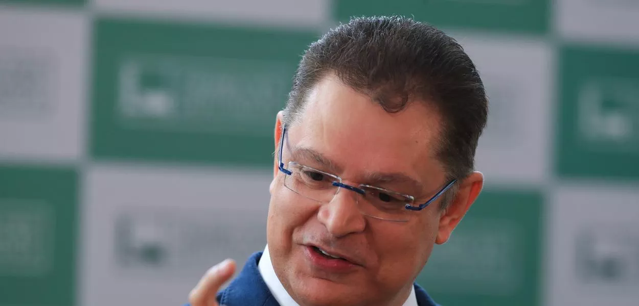 Brasília (DF) - 19-12-2024 - Deputado Sóstenes Cavalcante durante coletiva a imprensa no salão verde da Câmara dos Deputados