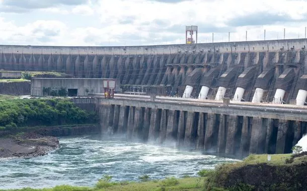 Itaipu completa 41 anos, reforça cooperação Brasil-Paraguai e supera 3 milhões de GWh gerados