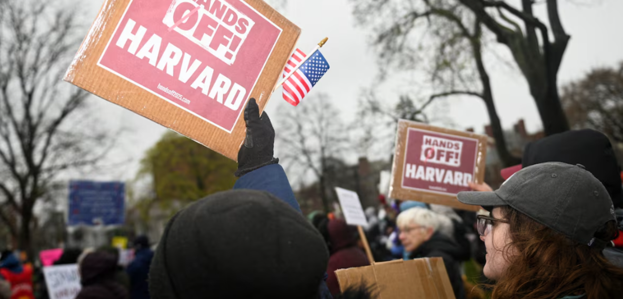 Crise em Harvard: Acusações de Trump Ameaçam Pesquisas Cruciais em Segurança e Saúde Pública