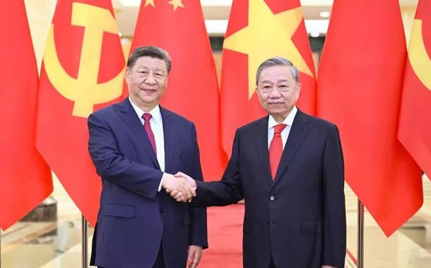 Xi Jinping pede aprofundamento da construção da comunidade China-Vietnã com futuro compartilhado