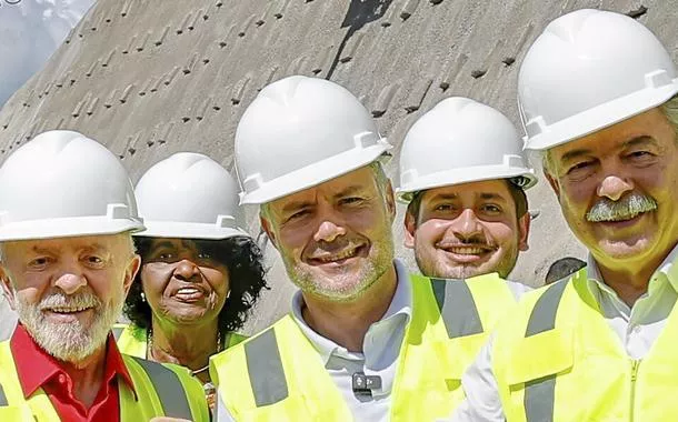 Lula, Renan Filho e Aloizio Mercadante em visita às obras da Rodovia Presidente Dutra, na Serra das Araras