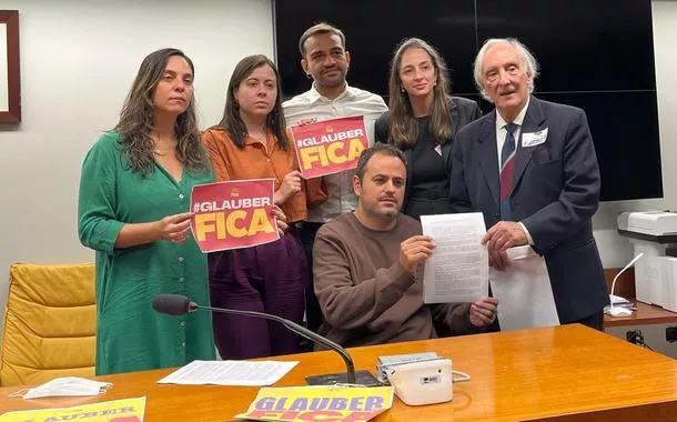 Juristas divulgam carta aberta em defesa do mandato de Glauber Braga