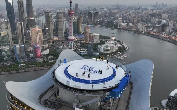 Xangai inaugura The Stage, novo mirante a 320 metros de altura