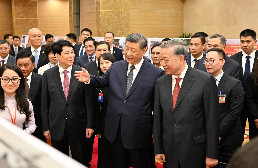 Xi diz que relações China-Vietnã estão enraizadas, sustentadas e empoderadas pelos povos