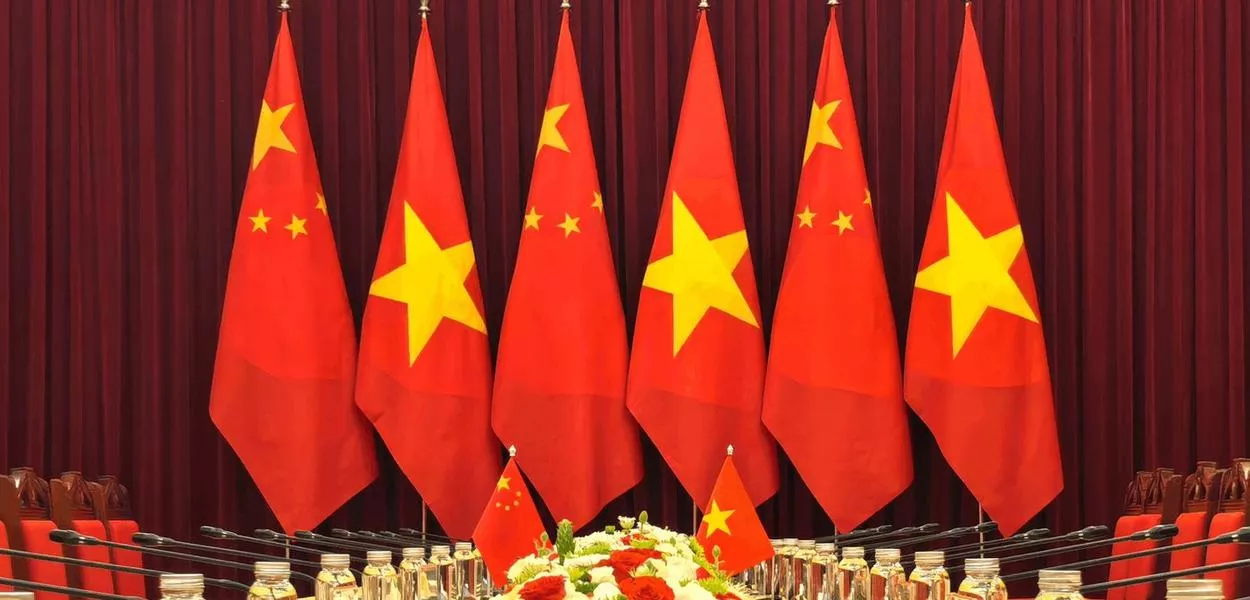 China e Vietnã aprofundam cooperação para a modernização de mais de 1,5 bilhão de pessoas