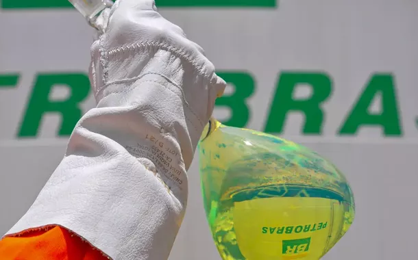 Amostra de diesel da Petrobras