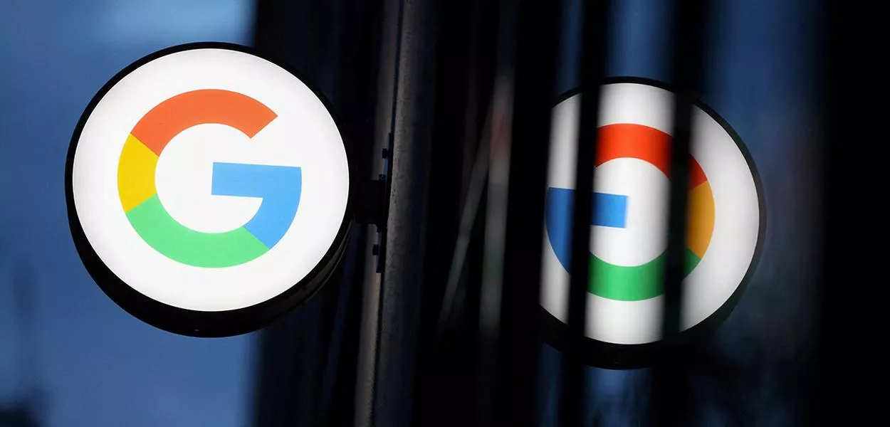 Logotipo do Google é visto em loja do Google em Nova York