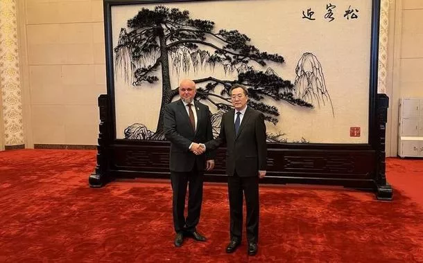China e Rússia reforçam parceria energética com foco em segurança global