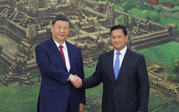 China e Camboja concordam em construir comunidade com futuro compartilhado sob todos os climas na nova era