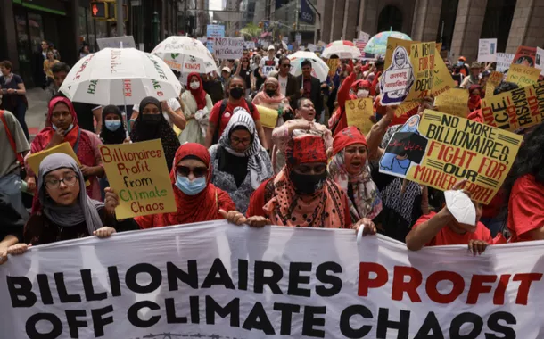 Manifestação “Protejam os Migrantes, Protejam o Planeta” na cidade de Nova York, EUA, 19 de abril de 2025.