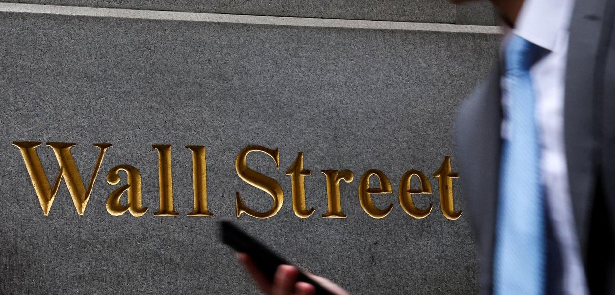 Nasdaq e S&P 500 caem com ações de tecnologia afetadas por nervosismo com Jackson Hole