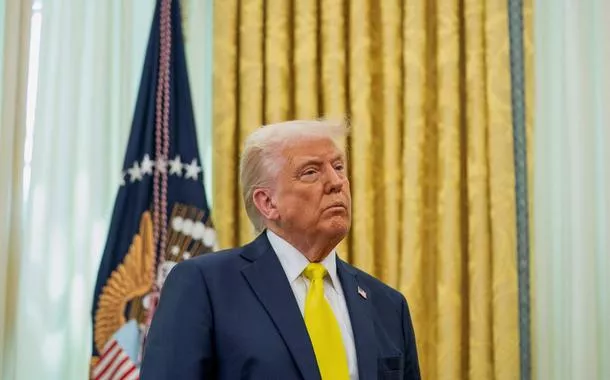 Trump está destruindo a democracia nos Estados Unidos, aponta especialista