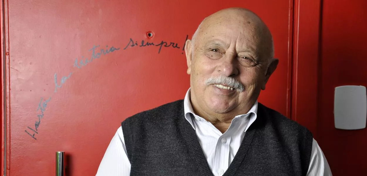 Justiça manda redes sociais removerem vídeos falsos que atacam Frei Chico