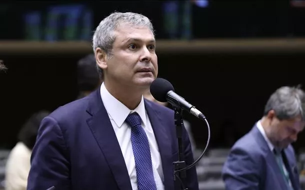 "O golpismo bolsonarista entrou em nova fase", alerta Lindbergh Farias
