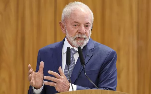 Lula finaliza MP que prevê conta de luz gratuita para 14 milhões de brasileiros