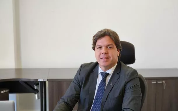 Lula aprova indicação de Alcolumbre; Siqueira Filho, sem partido, assumirá Comunicações