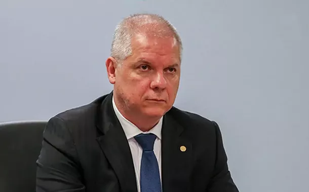 PF desbloqueia celular de ex-presidente do INSS e avança em investigação sobre fraudes contra aposentados