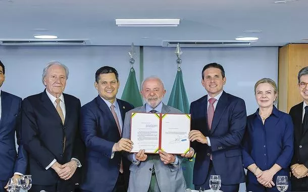 PEC da Segurança: Lula assume responsabilidade e coloca a União à disposição dos estados