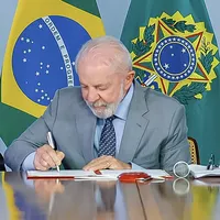 'Não queremos interferir no tratamento de cada estado sobre segurança, mas ajudar', diz Lula sobre PEC da Segurança Pública