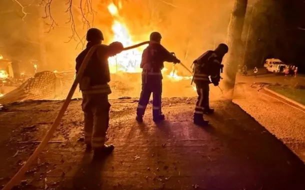 Exército russo realiza onda de ataques em diversas regiões da Ucrânia