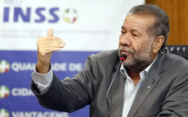 Lupi diz que sempre foi contra descontos em benefícios previdenciários