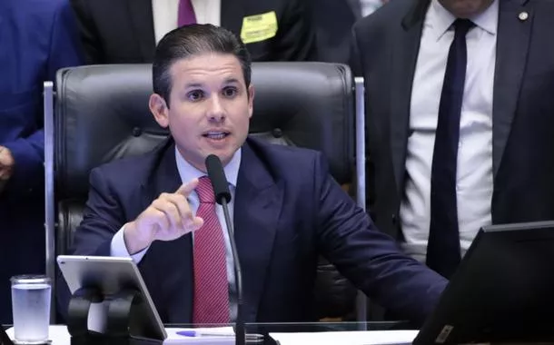 Motta critica tarifaço de Trump e denuncia "ingerência em assuntos internos"