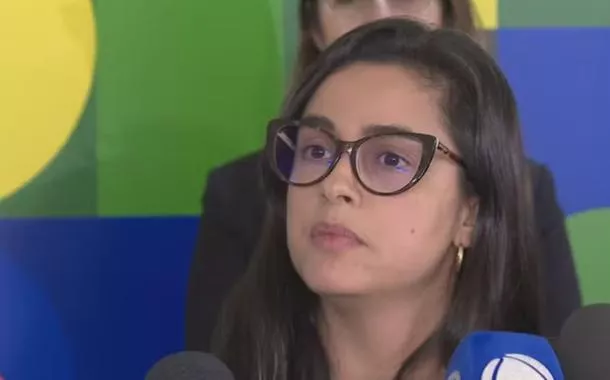 Débora Floriano assume interinamente o comando do INSS após operação contra fraudes