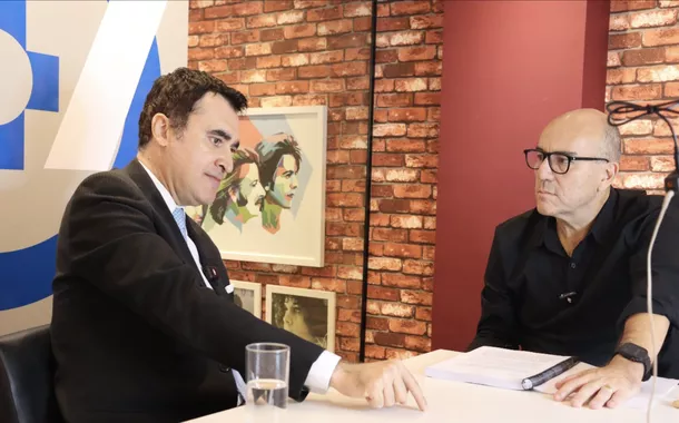 Alysson Mascaro concede entrevista ao jornalista Leonardo Attuch, da TV 247