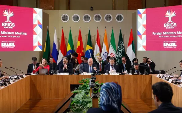 Brasil abre evento do Brics pedindo fim de guerras e de tensões