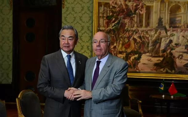 Mauro Vieira se reúne com chanceler chinês para discutir temas econômicos e geopolíticos