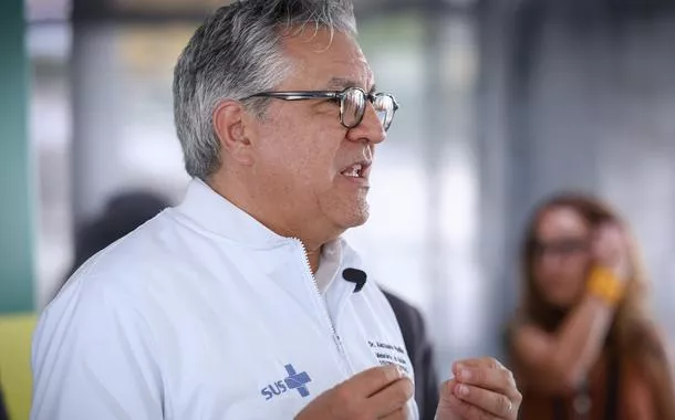 Padilha defende parceria com setor privado para agilizar tratamento contra o câncer no SUS