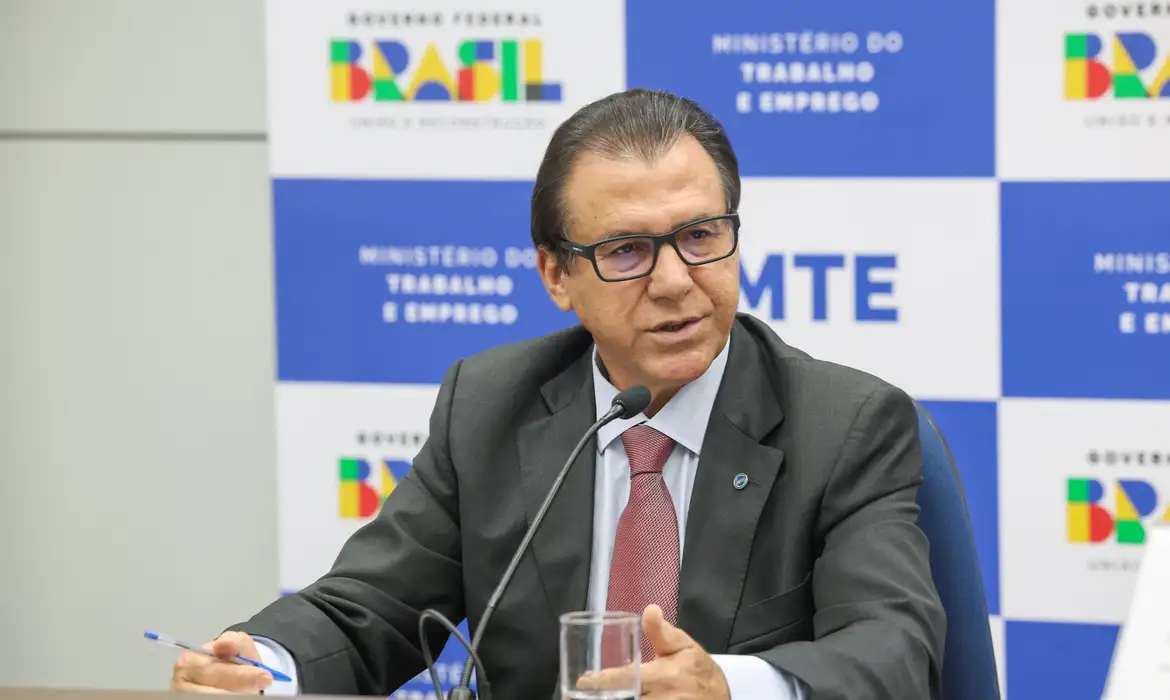 O ministro do Trabalho e Emprego, Luiz Marinho