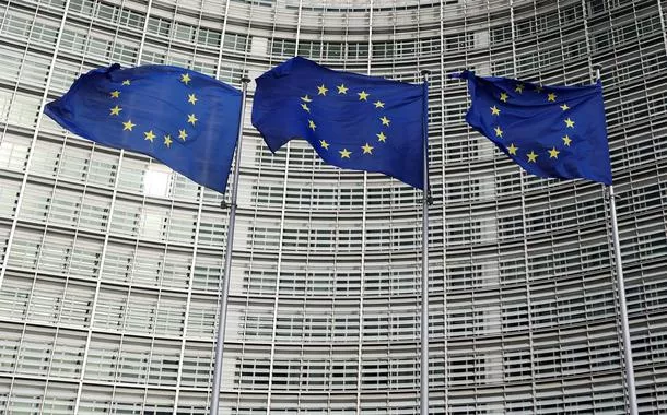 Zona do euro cresce mais do que o previsto no 1º tri antes do impacto da guerra comercial