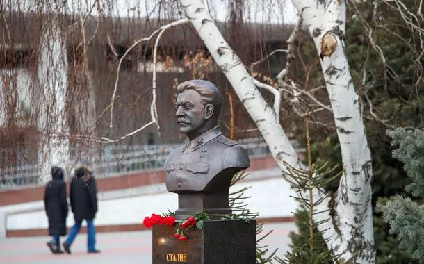 Monumento ao líder soviético Stalin inaugurado para marcar aniversário da Segunda Guerra Mundial em Volgogrado
03/02/2023
REUTERS/Kirill Braga