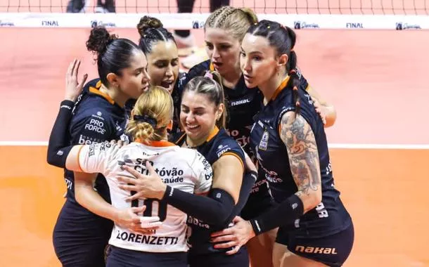 Osasco garante título da Superliga Feminina de vôlei