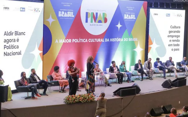 Lula sanciona lei que torna permanente a Política Aldir Blanc