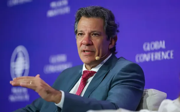 Ministro Fernando Haddad em conferência em Los Angeles, EUA - 05/05/2025