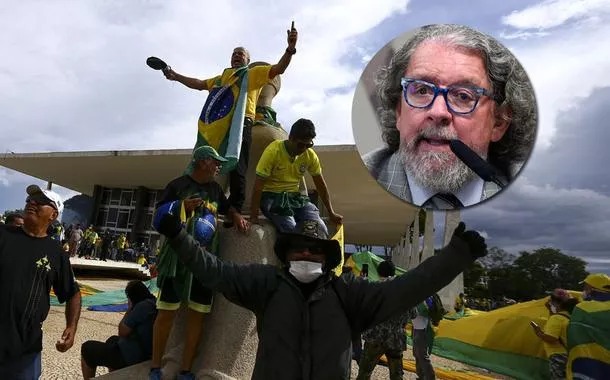“O golpe ainda está em curso”, alerta Kakay sobre tentativas de anistia