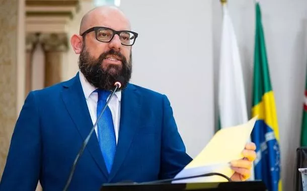 Vereador bolsonarista é denunciado por racismo e nepotismo em Curitiba