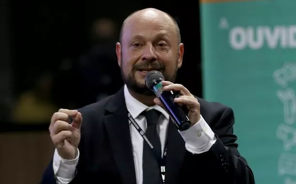 Bens apreendidos serão usados para ressarcir aposentados vítimas de fraudes, diz presidente do INSS