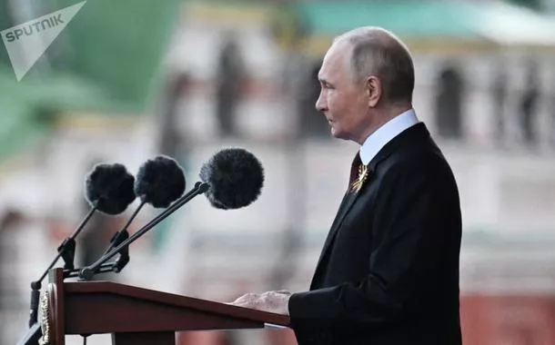 Putin discursa na abertura do desfile militar comemorativo do 80º aniversário do Dia da Vitória 