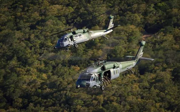 Versão que será enviada à PM conta com blindagem e pode ser equipada com armamentos laterais e possui capacidade para transportar até 11 soldados equipados, além de quatro tripulantes.
